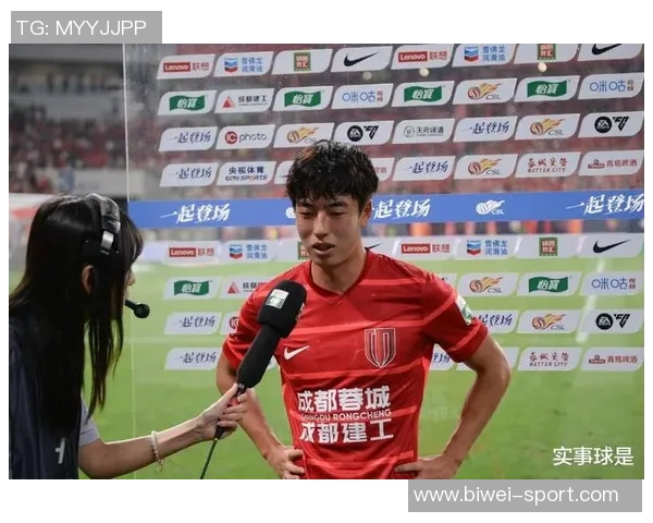 东体报道U22男足新人表现不一李新翔刘诚宇展现出色信心
