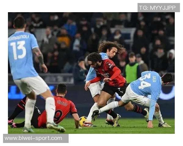 拉齐奥遭遇争议红牌困境9人逆袭逆转对手成功取胜 拉齐奥遭遇争议红牌困境9人逆袭逆转对手成功取胜