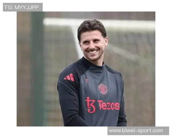 芒特滑跪庆祝曼联逆转胜利穿云箭助攻成关键时刻英雄