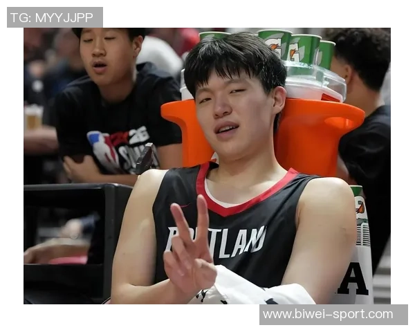 你被圈粉了吗开拓者自研双核助力杨瀚森与大哥们共同进步