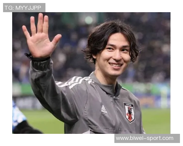 日本与加纳交锋前发布海报南野拓实成为焦点球员