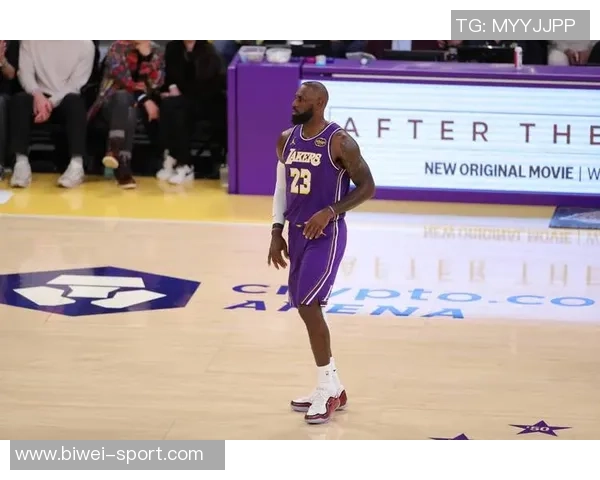 詹姆斯谈新赛季骑士压力大认为球队面临重大挑战与期待