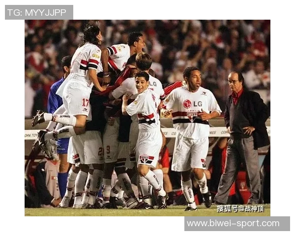 乌尊状态回暖自九月以来首次参与进球本赛季前八场已独造九球